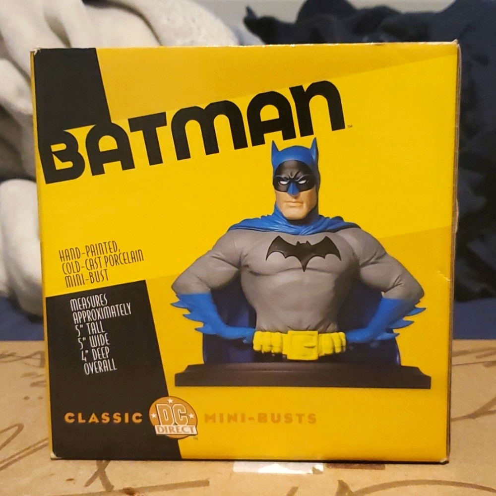 Batman statue